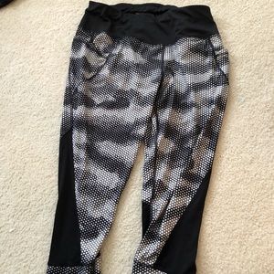 Workout leggings worn once perfect condition